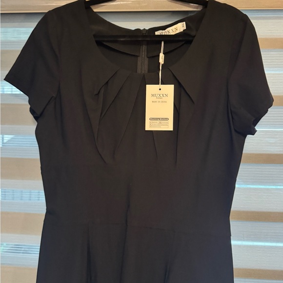 MUXXN Black Women's Dress - Picture 1 of 5